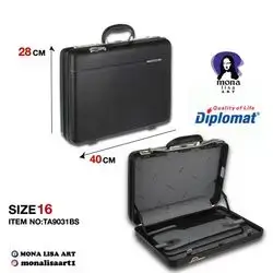 Bag Diplomat size 16