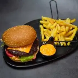 Meat Burger With Cheese