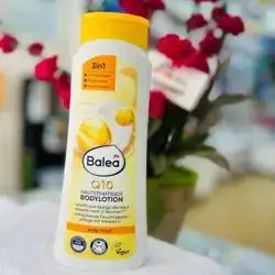 Body Lotion And Cream After Showering And Moisturizing The Body 400 Ml