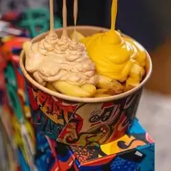 McCain French Fries With Sauce