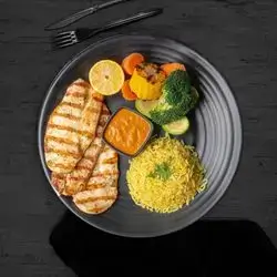 Spicy Chicken (513 Cal | P:60G)
