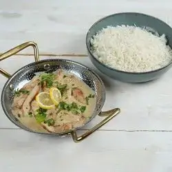 Chicken With Lemon Sauce