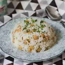 Rice And Boiled Chickpeas