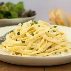 Fettuccine Alfredo