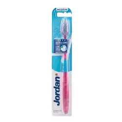 Target Teeth & Gums Toothbrush MEDIUM _ Jordan