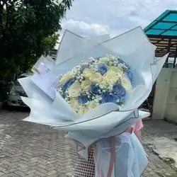 Bouquet Of Blue Roses & White Roses