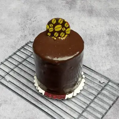 Chocolate Pop Cake