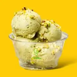 4 Balls Pistachio Ice Cream