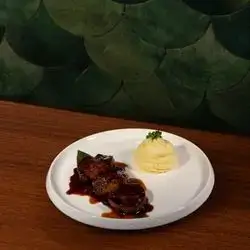 Beef Tenderloin With Truffle Teriyaki