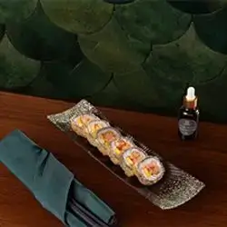 Golden Crunchy Roll (6 Pieces)