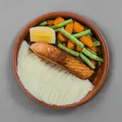  Grilled salmon