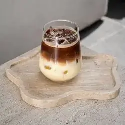 گۆڵدن سلێک لاتێ