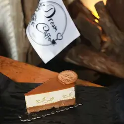 Lotus Cheesecake