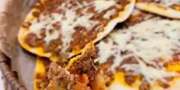 Meat Safiha With Cheese
