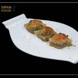 Media Baklava Pistachio