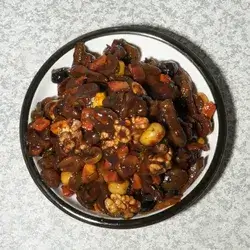 Salad With Pomegranate Molasses