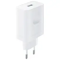 Pavareal K32 Quick Charger, a travel adapter designed for fast charging.