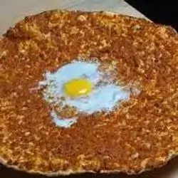 Lahmacun Super with Egg