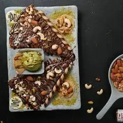 Nuts Crepe