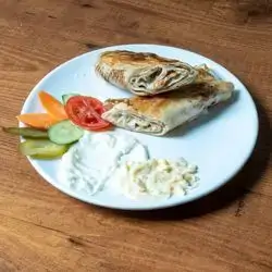 Sarux Shawarma