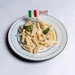 Penne Alfredo