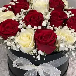 Red And White Flower Box 15 Flowers