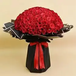 200 Red Roses