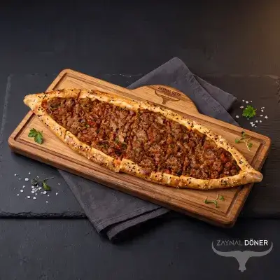 Diced Meat Pide