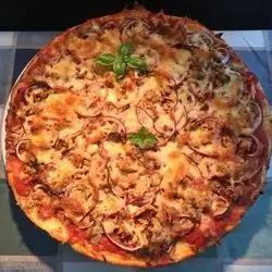 Tuna Pizza