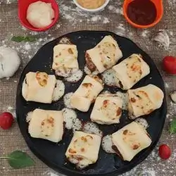 Pizza Roll With Cheese And Pepperoni