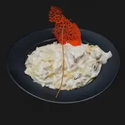 Fettuccine Alfredo