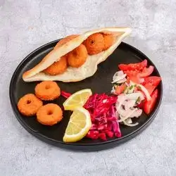 Falafel In Iraqi Bun