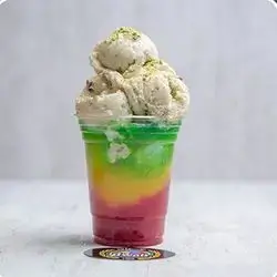 Pistachio Ice Cream & Azberry