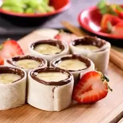 Nutella Sushi Crepe