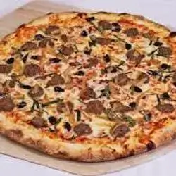 Beef Shawarma Pizza 