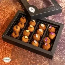 Kunefe Petit Four Box