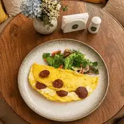 Sujuk Omelette