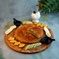Family Kunafa With Pistachio