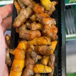 fresh turmeric