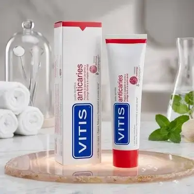 VITIS ANTICARIES