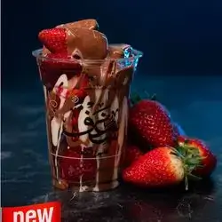 Chocolate Strawberry Cake