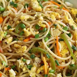 Egg Hakka Noodles