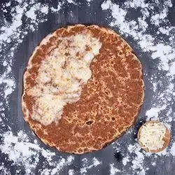 Lahmacun & Cheese (Medium)