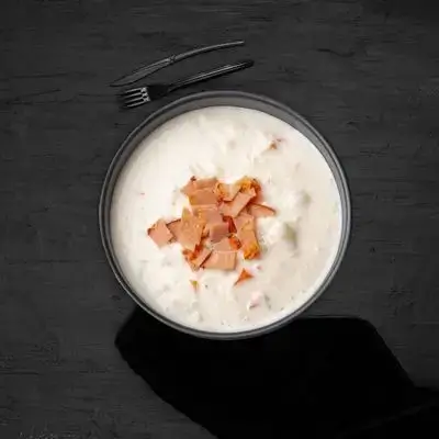 Cauliflower Chowder Soup (189 Cal | P:16G)