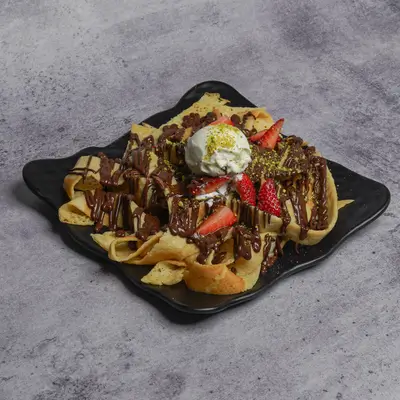 Nutella Spaghetti Crepe