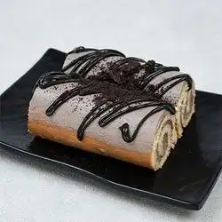 Oreo Mini Roll Cake