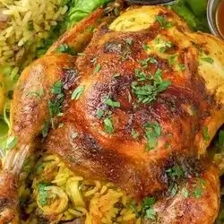دجاج محشي مع رز ومرق
