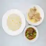 Boiled Chicken With Kurdish Rice