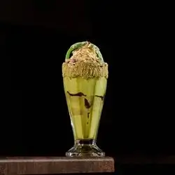 میڵك شەیکی فستق