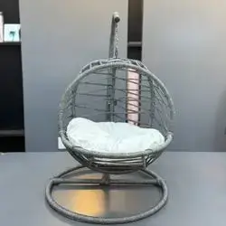 Hand Make Swing 